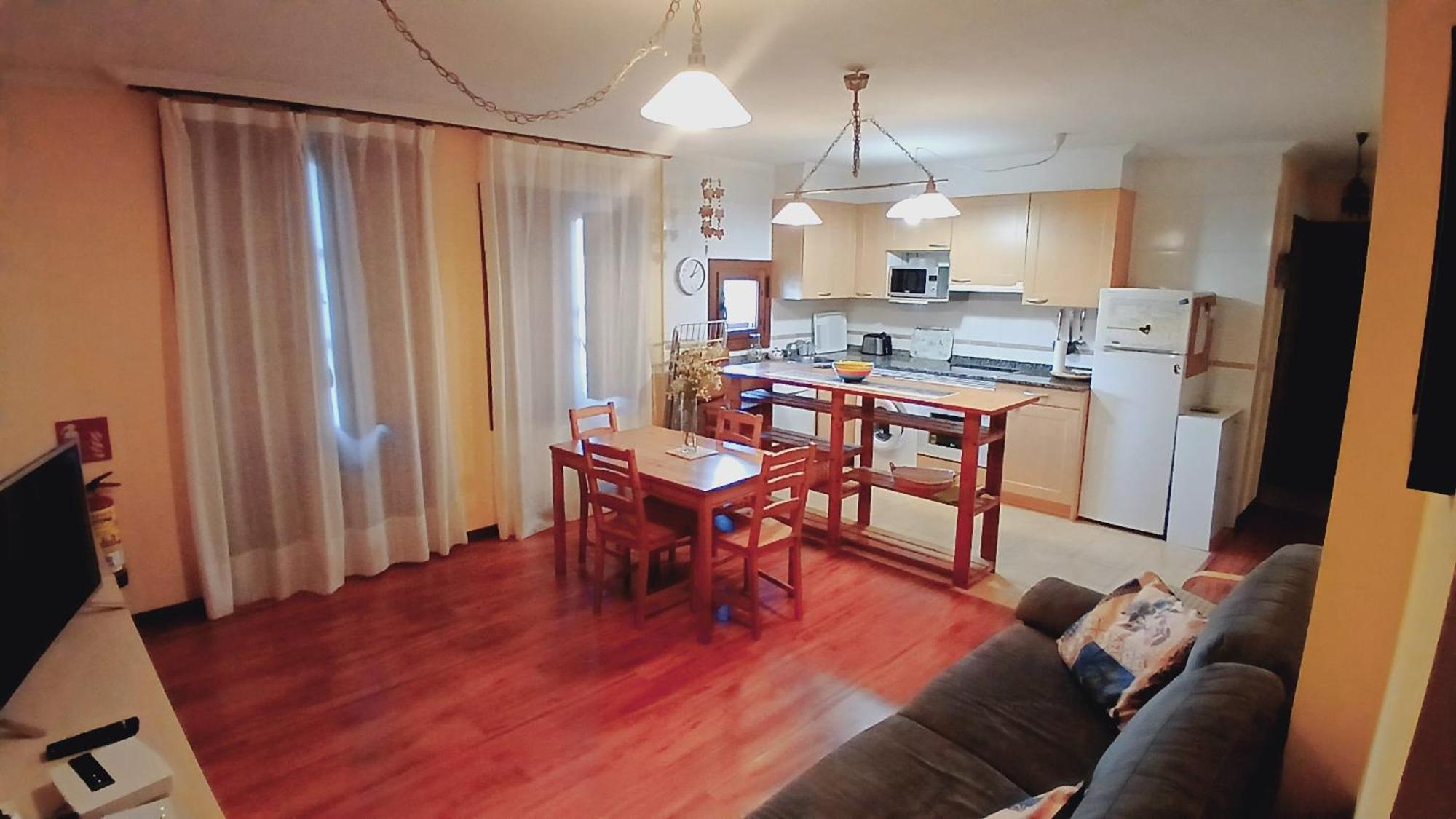 Apartament Acogedor Bajo Con Terraza Y Vistas Nueva De Llanes Zewnętrze zdjęcie